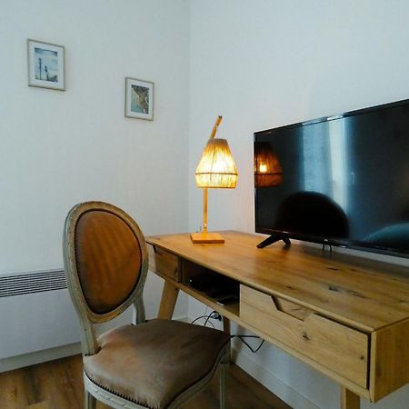 Chambre D'Hote L'Oree Des Buis Vouillé エクステリア 写真