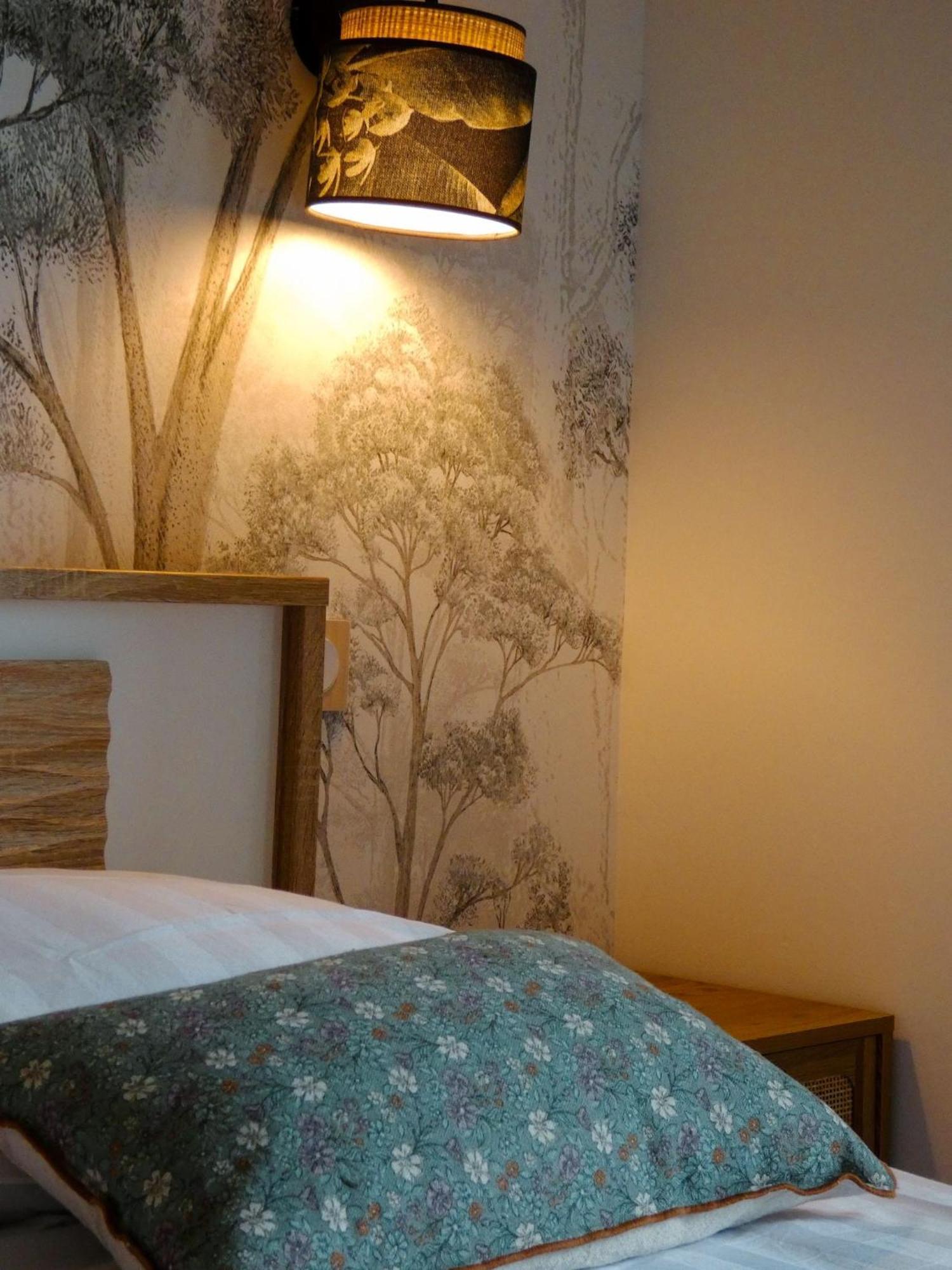 Chambre D'Hote L'Oree Des Buis Vouillé エクステリア 写真